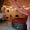 The White Dove Bed and Breakfast and Bell Tents 1 - Newark upon Trent