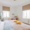 Modern, bright and spacious apartment