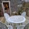 Fyne Byre Cottage - Barn Conversion with Hot Tub - Cairndow