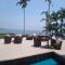 Tropical Executive Hotel N 619