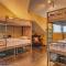 Q PODGORICA Beds,Rooms and more