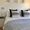Fresh 4 Bed Coastal Home nr Padstow