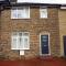 Family-Friendly 3-Bed House with Parking Near London O2 - 伦敦