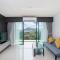 Central Hill View 2BR Apartment A616 D - Ban Ket Ho