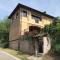 Big house in Montegrosso dAsti with room for 10