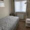 Modern 2-Bed House and Parking Tibshelf Derbyshire - Алфретон