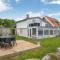 Holiday Home Elsabeth - 20m from the sea in Sealand by Interhome - Helsingør