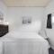 Apartment Hardo - 75m from the sea by Interhome