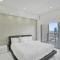 Modern Penthouse condo with 2 story private terrace