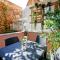 Charming Patio Apartment Trastevere -TopCollection