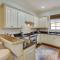 Large, Elegant Home Less Than 2 Miles to Ole Miss!