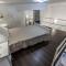 Sleek Minimalist Studio at Inner City - 布达佩斯