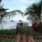 Coconut Grove Beachfront Cottages - Matei
