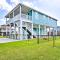 Walk to Sea Isle Beach Retreat with Deck and Patio! - 加尔维斯敦