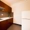 Sandown Regency Hotel & Apartments
