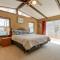 Mountain-View Maggie Valley House with Spacious Deck - 马吉谷