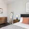 North Hollywood 1BR w Gym Pool Roof nr Metro LAX-853