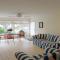 Ocean views Walk to Beach Pet Friendly AC Private Ocean views Walk to Beach Pet Friendly AC Private
