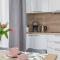 Apartment with Parking 500 m from The Sea by Noclegi Renters