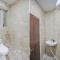 Hotel S B Inn Near New Delhi railway Station Paharganj