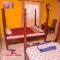 3 Bed House - Sleeps 8 Wifi Parking Pets