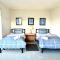 CLASSIC COASTAL ESCAPE Sensational Sea Views