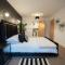Penthouse Noir - Wyndale Living - Central BHam 2BR