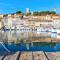 Apartment La Croix des Gardes by Interhome