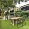 Amenity Heavy Serene Apt in Convenient Location - Austin