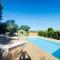 One bedroom house with sea view shared pool and enclosed garden at Montelabbate