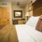 Silverado Lodge Rustic Condo with Private Balcony