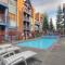 Bright Scenic Studio Walk to Ski and Apres-Ski - Sleeps 4