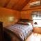 Lakefront Cedar Cabin - 8