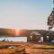 Lakefront Cedar Cabin - 9