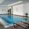 Eleona's Royal Gardens By Yiota - Luxury 2 Bed Apartment in Exclusive Complex