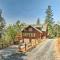 Stunning Log Cabin with Great Views, Firepit, Deck near Twain Hart