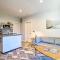 Comfy Asheville Vacation Rental with Hot Tub!