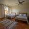 Beachfront Delfin Estate With Pool Sleeps 43 - مازاتلان