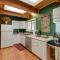 Cozy Ashford Home - 5 Mi to Rainier Natl Park!