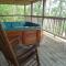 C14, Two bedroom, two bath, log-sided, luxury Harbor North cottage overlooking the lake, cottage