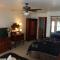 C17, Three bedroom, three bath log-sided, luxury Harbor North cottage with hot tub cottage