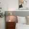 Central Apartment in a Hip Walkable Neighborhood NRP23-01143 - لونغ بيتش
