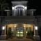 Family Comfort in Jamaica - Enjoy 7 miles of White Sand Beach! villa