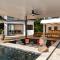 Infinity villa 600 M2 sea view