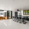 Infinity villa 600 M2 sea view