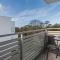 New Slavia Apartment Promenada Gwiazd by the Beach by Noclegi Renters