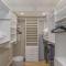 3874 Mission Fields home - كرمل