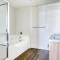 N Hollywood 2BR w Pool Gym nr shops LAX-528 - 洛杉矶