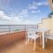 R143 Beachfront Apartment Dorianne