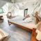 Acacia Tropical, luxurious Duplex, walkable beach